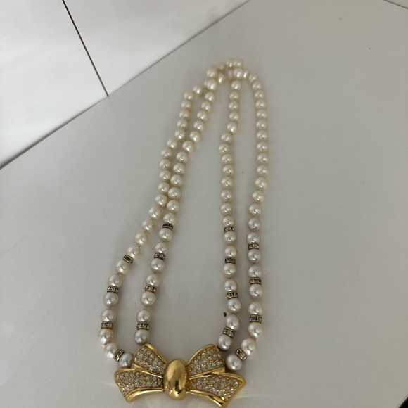 Vintage Christian Dior pearl and gold bow with Swarovski crystals necklace - Picture 5 of 14
